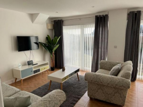 Maple House a spacious 2 Bedroom House